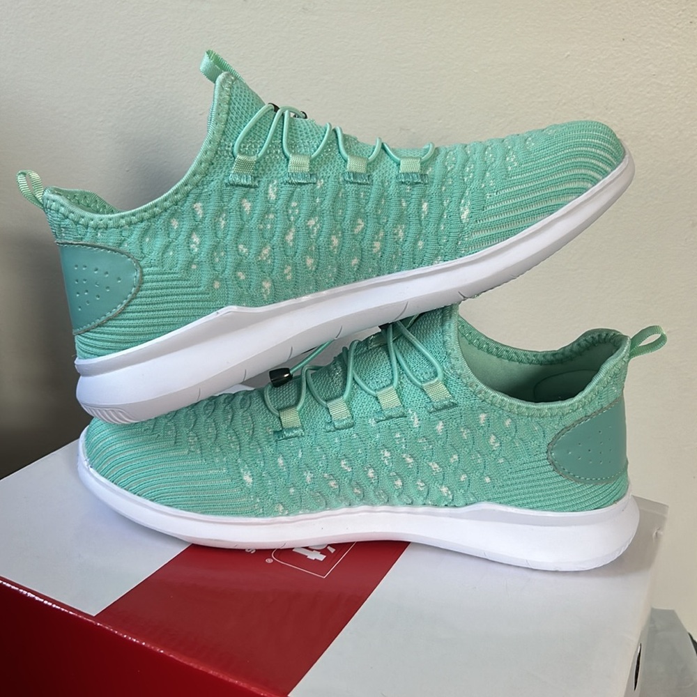 NIB Women’s Propet Travel Bound Sneakers Size 8 - Picture 8 of 10